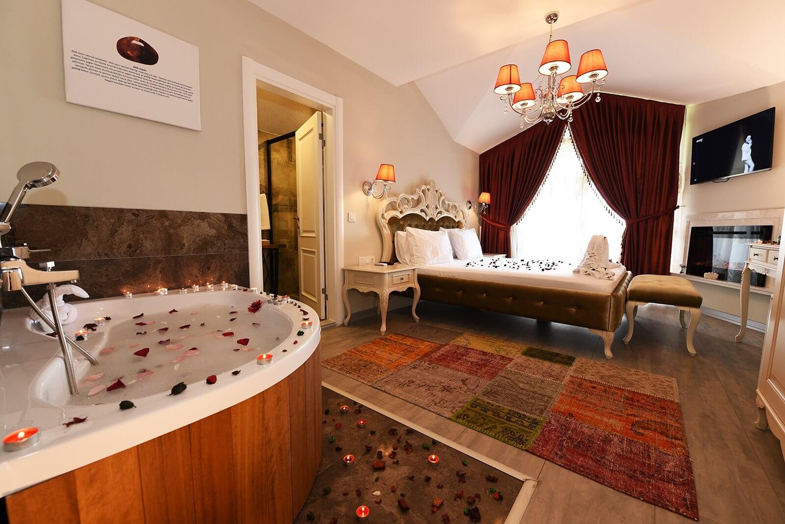 Romantik Şömine ve Jakuzili Odalar